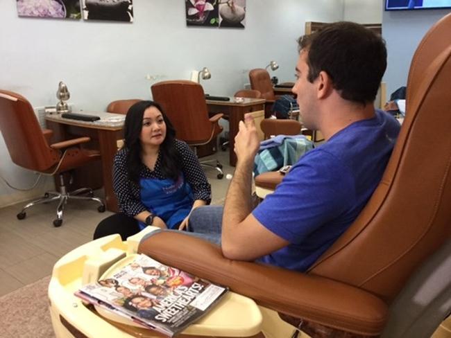 Bé Xuân Mai ở Mỹ: Từ phụ quán phở, bán điện thoại mưu sinh đến bà mẹ 3 con ở tuổi 23-14