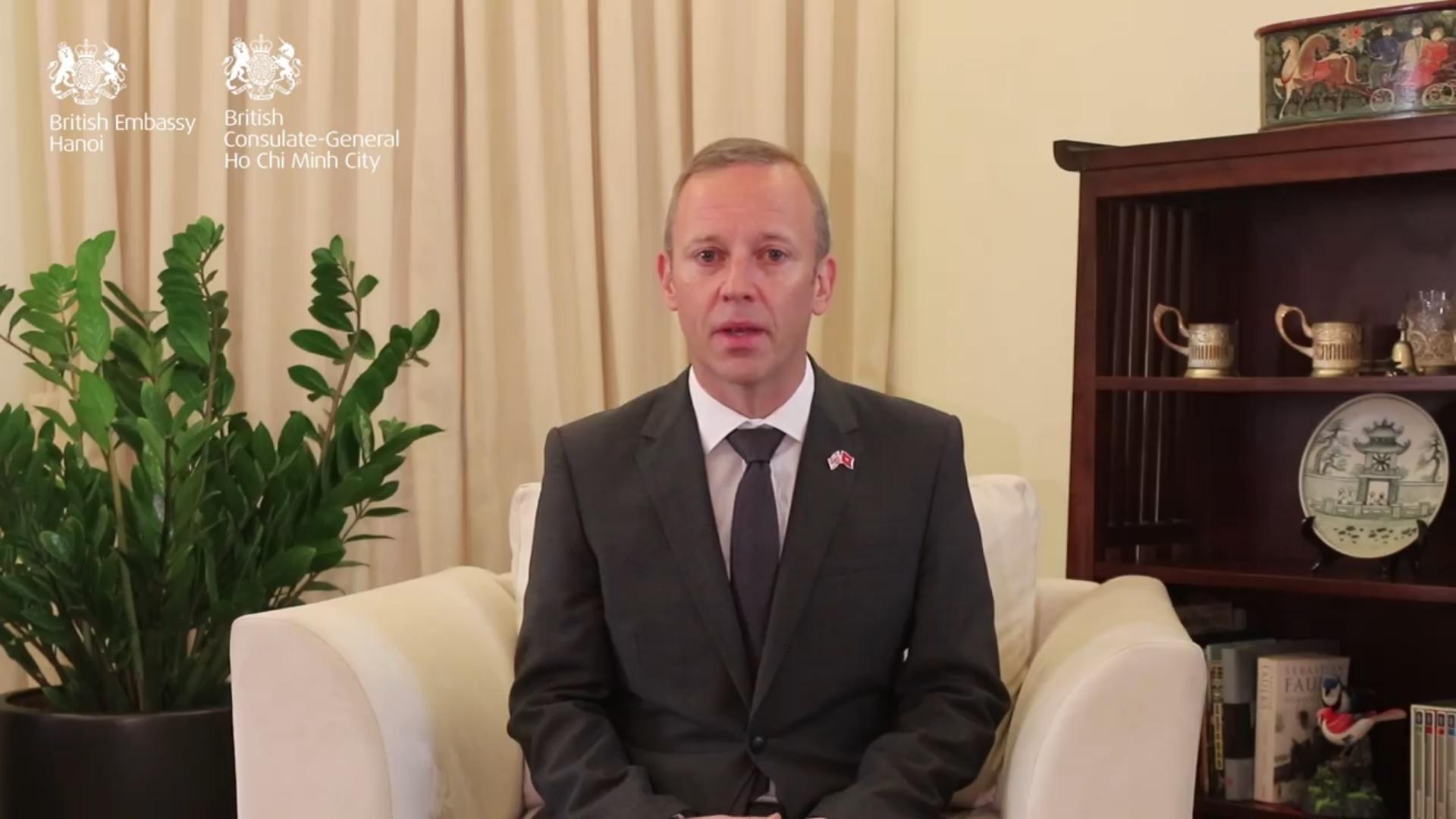 Đại sứ Anh tại Việt Nam: Không tưởng tượng được nếu mình là người nhà của 39 nạn nhân-1