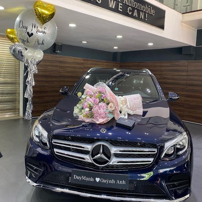 Nửa kia dàn cầu thủ: Tự kinh doanh, mua nhà, mua xe từ rất trẻ-6