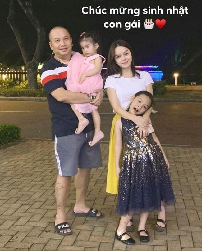 Phạm Quỳnh Anh - Quang Huy hội ngộ vui vẻ mừng sinh nhật con gái đầu lòng-1