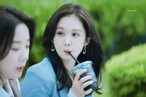 Jang Nara khiến fan mê mẩn vì nhan sắc xinh đẹp trong phim 'VIP'
