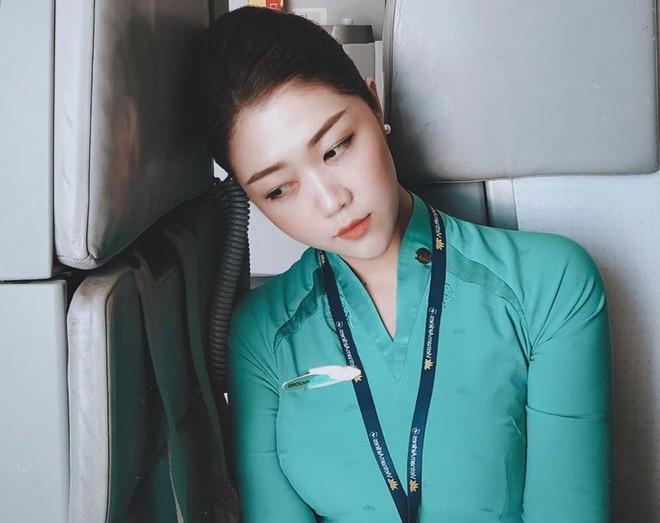 Dàn tiếp viên hàng không, phi công, cơ trưởng toàn trai xinh gái đẹp-1