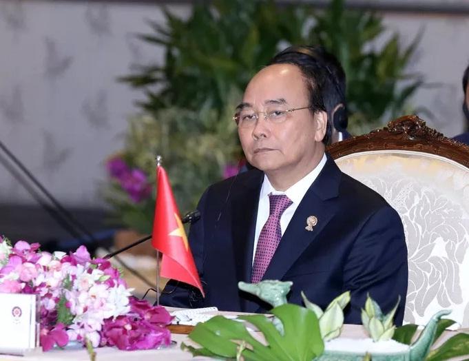Thủ tướng Nguyễn Xuân Phúc chia buồn với gia đình các nạn nhân vụ 39 người chết-1
