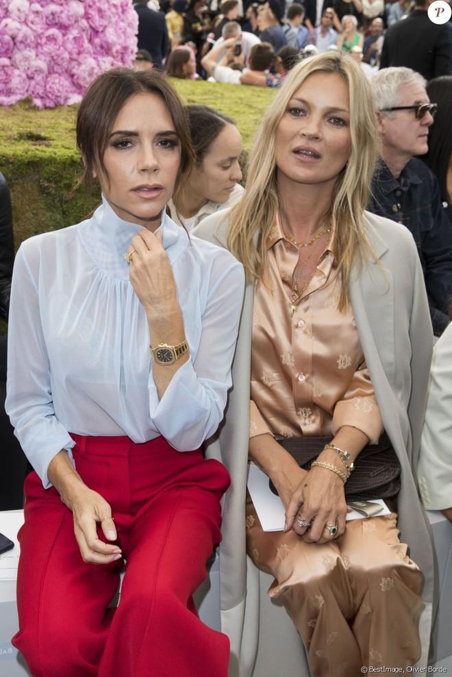 Vợ chồng Beckham lo ngại vì Brooklyn quá đào hoa-4