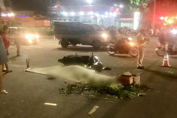 Vụ nữ sinh lớp 6 tử vong ở đập nước: Xuất hiện camera ghi lại nạn nhân đi cùng với bà nội trước thời điểm tử vong-3