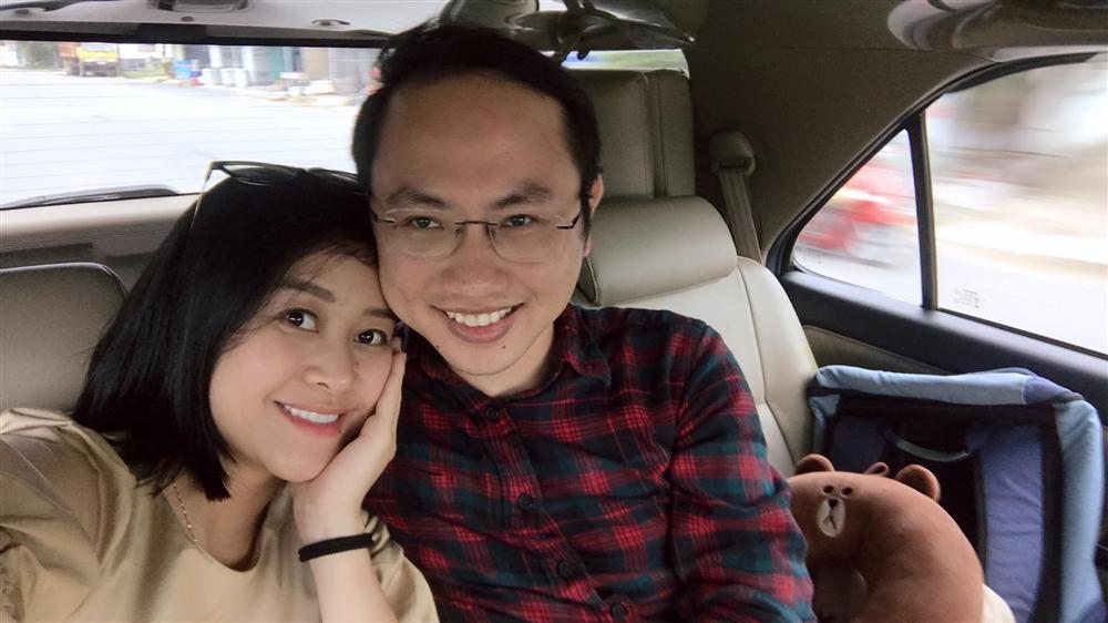 Thả nhẹ ảnh mặt mộc ở tháng thứ 7 thai kỳ, MC Phí Linh gây bất ngờ về nhan sắc-4