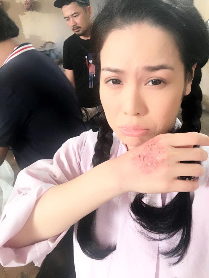 Nhật Kim Anh hé lộ loạt ảnh không được lên sóng của Tiếng sét trong mưa-5