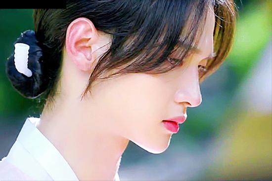 Những nam phụ 'yêu nhầm giới tính' trong phim Hàn