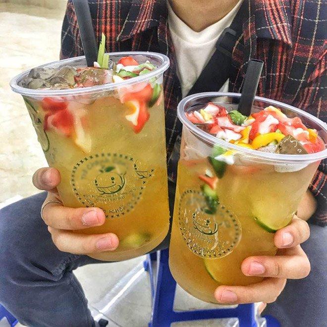 Trà chanh, trà quất 10.000 đồng bỗng hồi sinh, giới trẻ lại có tụ điểm ngồi chém gió-4