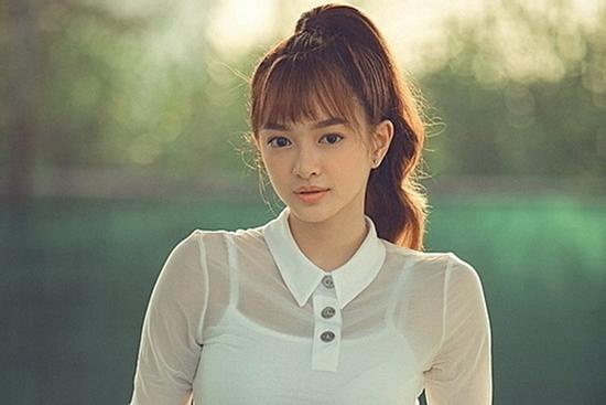 Kaity Nguyễn: 'Tôi chưa đủ tự tin hát live trên sân khấu'