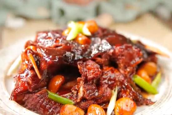 Cách chế biến tận dụng mọi bộ phận của cá trê