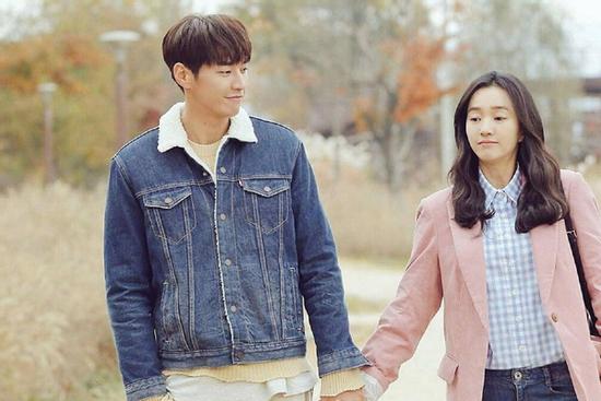 Lần đầu ra mắt, gia đình cương quyết bắt chia tay chỉ vì bạn gái đòi ngồi 'mâm trên'