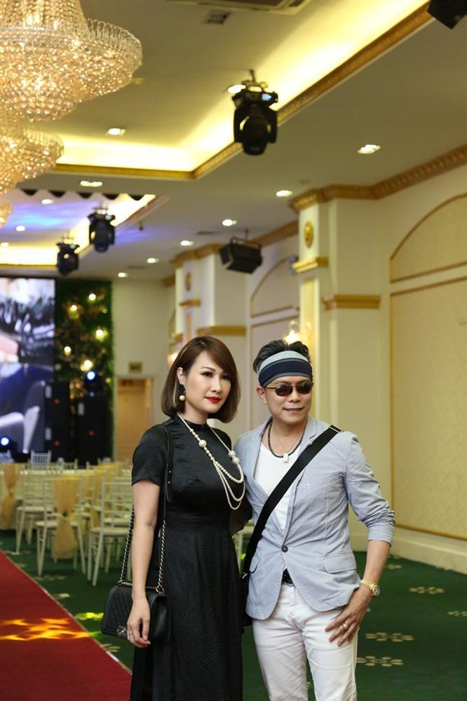 Người đàn bà không danh phận bên Jimmii Nguyễn gần 2 thập kỷ: Đẻ 3 con nhưng chưa được gọi là vợ - chồng-3