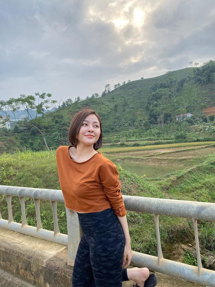 Vừa bị chê vòng eo ngấn mỡ, hotgirl Trâm Anh lại chứng minh ngay điều khác biệt của bản thân-4