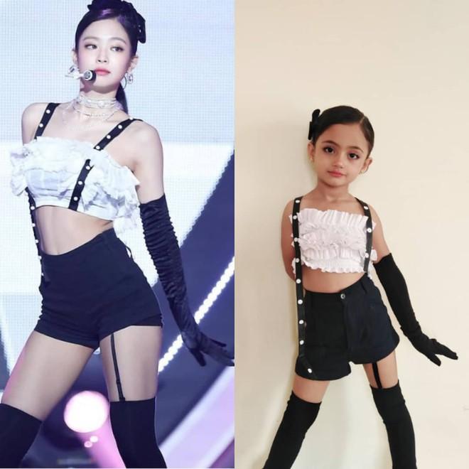 Bé gái 6 tuổi nổi tiếng nhờ mặc đồ sexy giống BlackPink-1