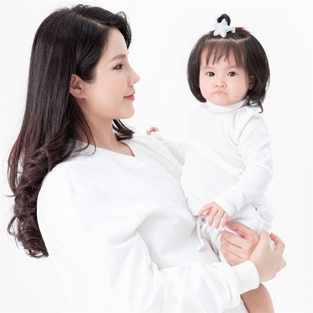 Diệp Lâm Anh lần đầu khoe quý tử vừa sinh tròn 5 ngày-5