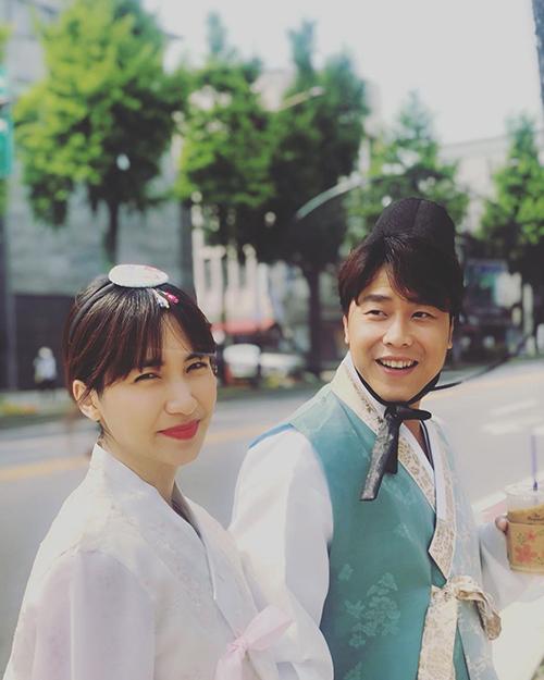 Từ món quà người tình thiếu gia tặng cách đây 1 tháng, thêm bằng chứng Hòa Minzy sinh con là sự thật-9