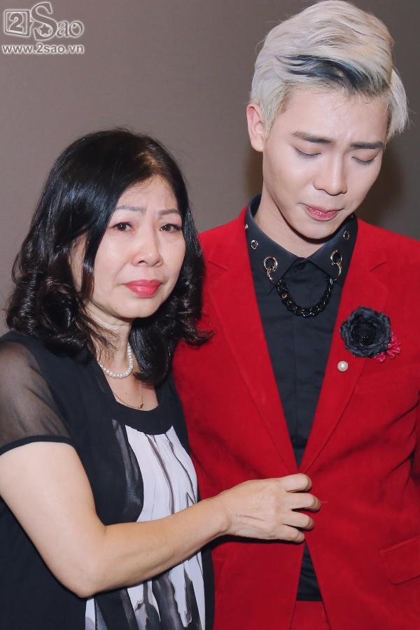 Khi bố Erik hát Có Tất Cả Nhưng Thiếu Anh: Fan tranh nhau làm con dâu, Erik cười xỉu vì ông bô gãy giọng-5