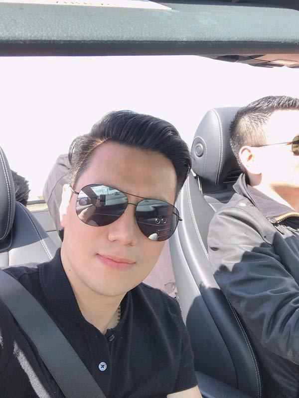 Việt Anh liên tục quay clip cận mặt để chứng minh không phẫu thuật thẩm mỹ lỗi-5