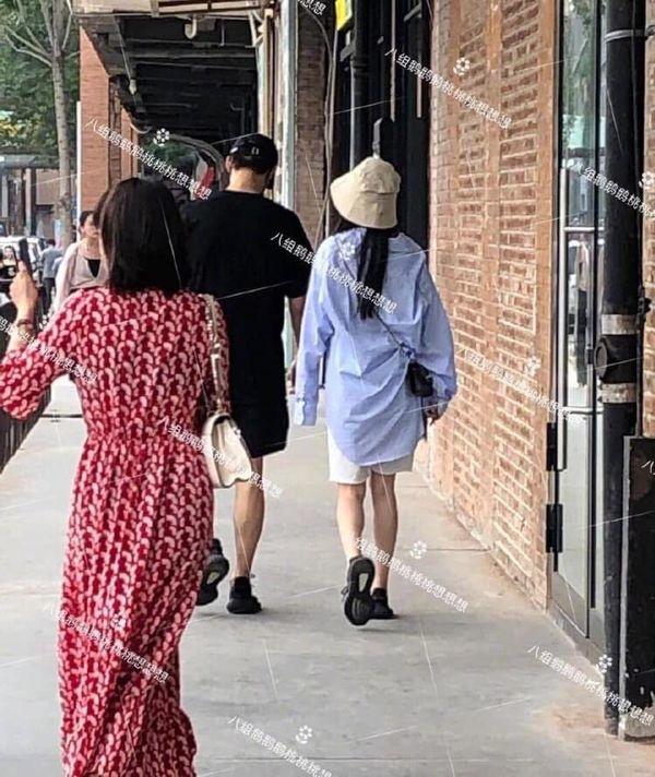 Ngụy Đại Huân thân mật với Lý Thấm, dân mạng réo gọi: Đau lòng Dương Mịch!-1