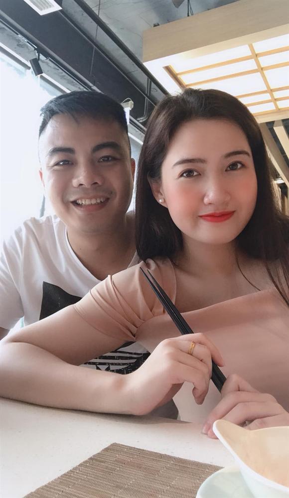 Lộ diện dung nhan cô dâu chú rể trong đám cưới sát vách xôn xao mạng xã hội những ngày qua-7