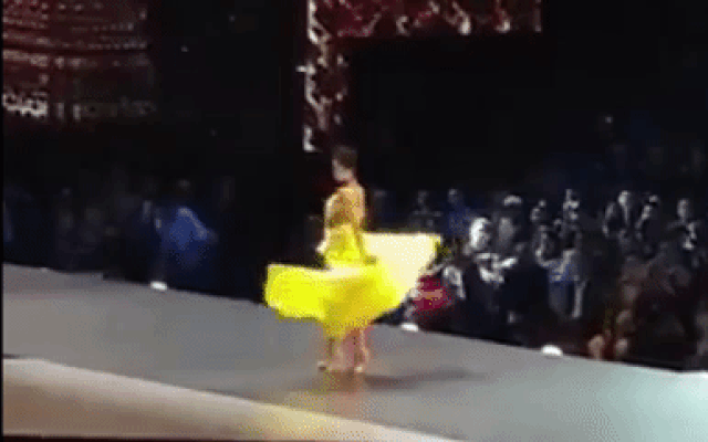 1 năm sau Miss Universe, cú xoay váy của HHen Niê vẫn khiến dàn mỹ nữ thế giới phải trầm trồ-5