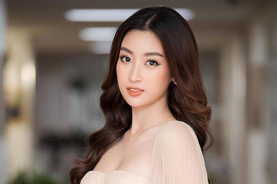 Hoa hậu Đỗ Mỹ Linh bị fan cuồng 'dội bom' mạng xã hội, thống thiết cầu xin hoa hậu đừng 'bánh bơ - mũ phớt'