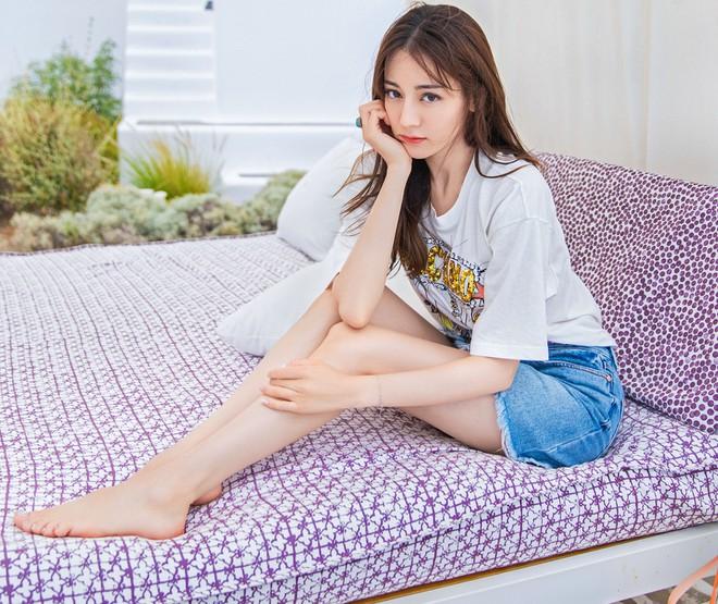 Địch Lệ Nhiệt Ba khoe nhan sắc hàng đầu showbiz-7