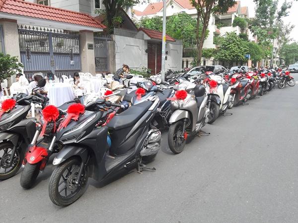 Dàn xế 12 con sang - xịn - mịn trong đám hỏi Đông Nhi - Ông Cao Thắng, dẫn đầu là siêu xe Abarth phiên bản duy nhất tại Việt Nam-11