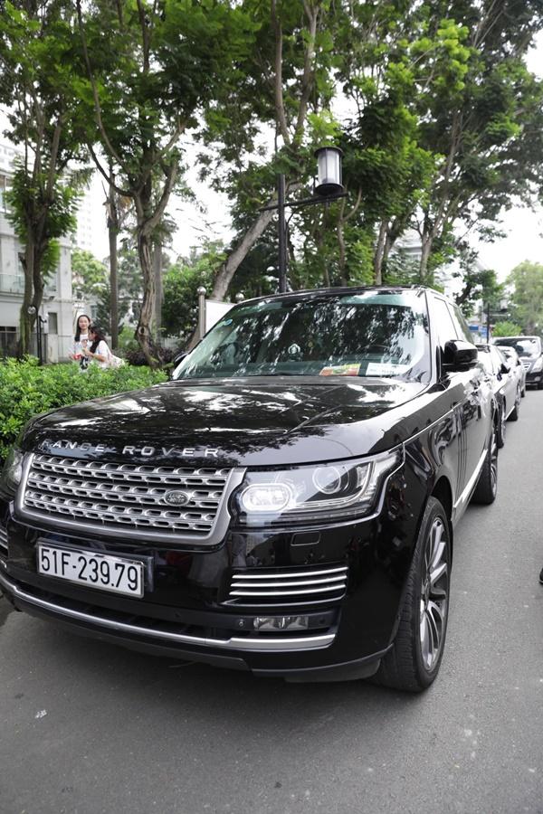 Dàn xế 12 con sang - xịn - mịn trong đám hỏi Đông Nhi - Ông Cao Thắng, dẫn đầu là siêu xe Abarth phiên bản duy nhất tại Việt Nam-5