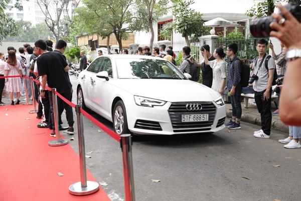 Dàn xế 12 con sang - xịn - mịn trong đám hỏi Đông Nhi - Ông Cao Thắng, dẫn đầu là siêu xe Abarth phiên bản duy nhất tại Việt Nam-7