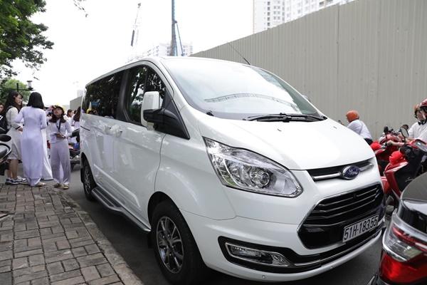 Dàn xế 12 con sang - xịn - mịn trong đám hỏi Đông Nhi - Ông Cao Thắng, dẫn đầu là siêu xe Abarth phiên bản duy nhất tại Việt Nam-10