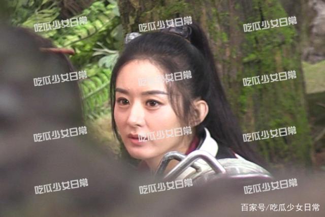 Triệu Lệ Dĩnh bị chê kém sắc dưới ống kính người qua đường-4