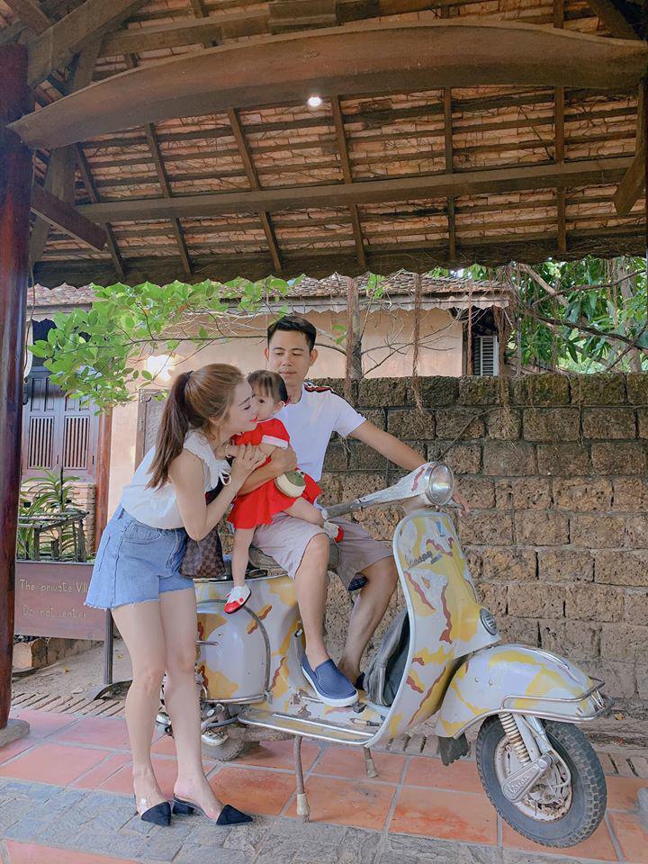 Uống nhầm 1 ánh mắt, 8X góp gạo nuôi suốt 10 năm, chờ vợ hóa hotgirl rước về nhà-3