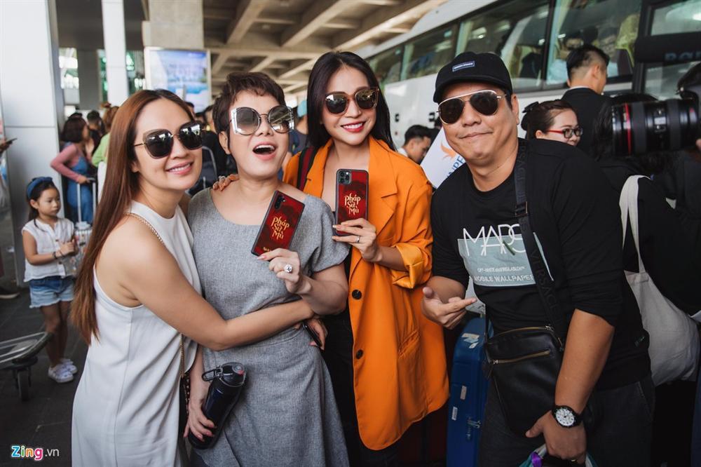 Khổng Tú Quỳnh chạm mặt Ngô Kiến Huy khi tới lễ cưới Đông Nhi-7