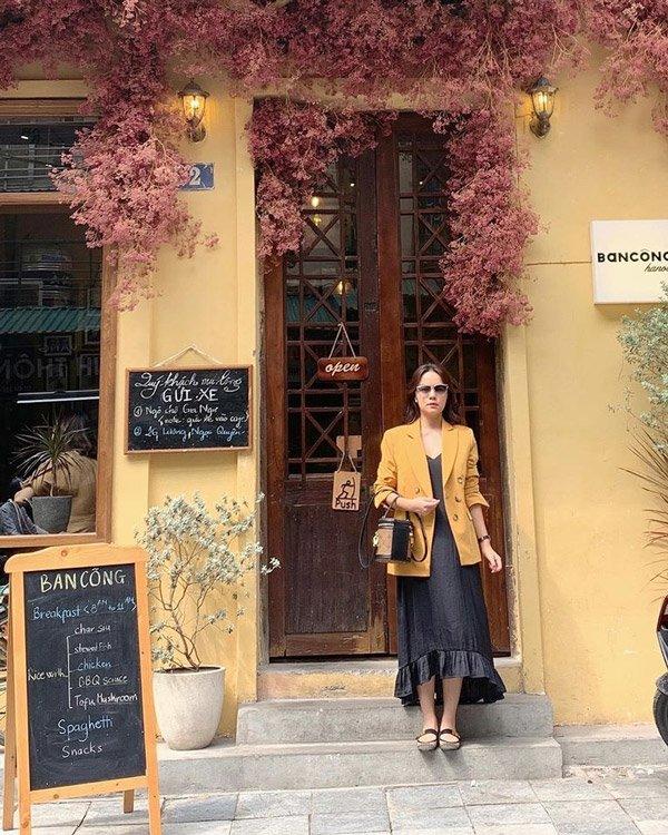 Đi ăn đám cưới Đông Nhi, Phạm Quỳnh Anh và Diệu Nhi diện đồ đôi đầy tình tứ-3