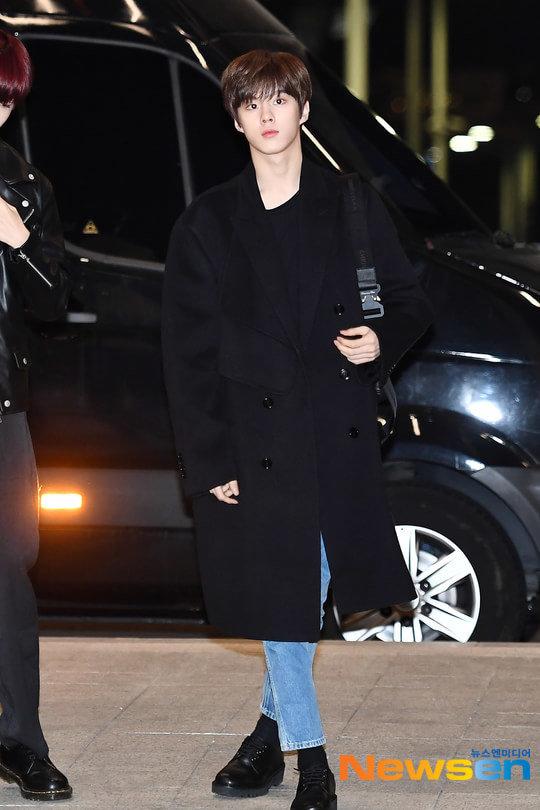 Cúi đầu xin lỗi, Knet nói gì về từng thành viên X1: Kim Yo Han - Kim Woo Seok gây sốt!-7