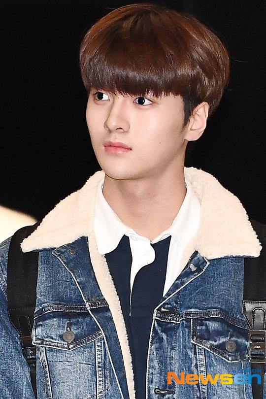 Cúi đầu xin lỗi, Knet nói gì về từng thành viên X1: Kim Yo Han - Kim Woo Seok gây sốt!-11