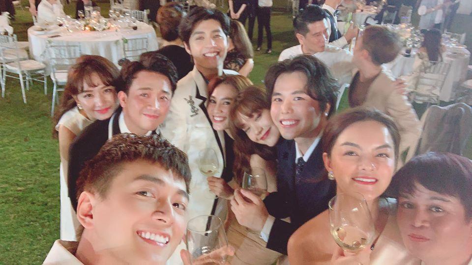 Lầy như sao Việt dự đám cưới Đông Nhi: Ngô Kiến Huy đá xéo cô dâu, Thu Minh tưởng mình là nhân vật chính-12