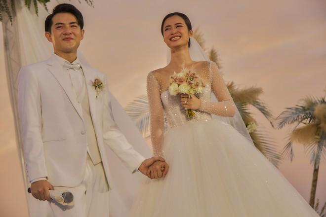 Hai lễ cưới xa hoa bậc nhất showbiz Việt năm 2019-2