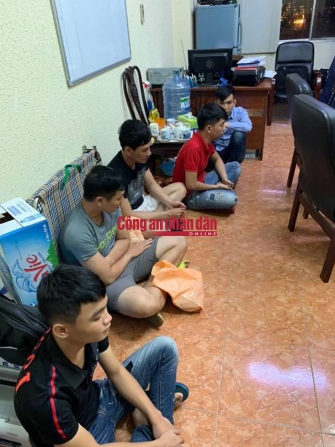 Kẻ cầm đầu và 4 đồng phạm chém Quân xa lộ tử vong ra đầu thú-2