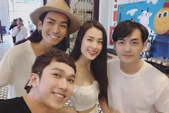 Đông Nhi - Ông Cao Thắng xuất hiện sau đám cưới thế kỷ: Thần thái tươi như hoa dù hôm qua 'quẩy banh nóc'