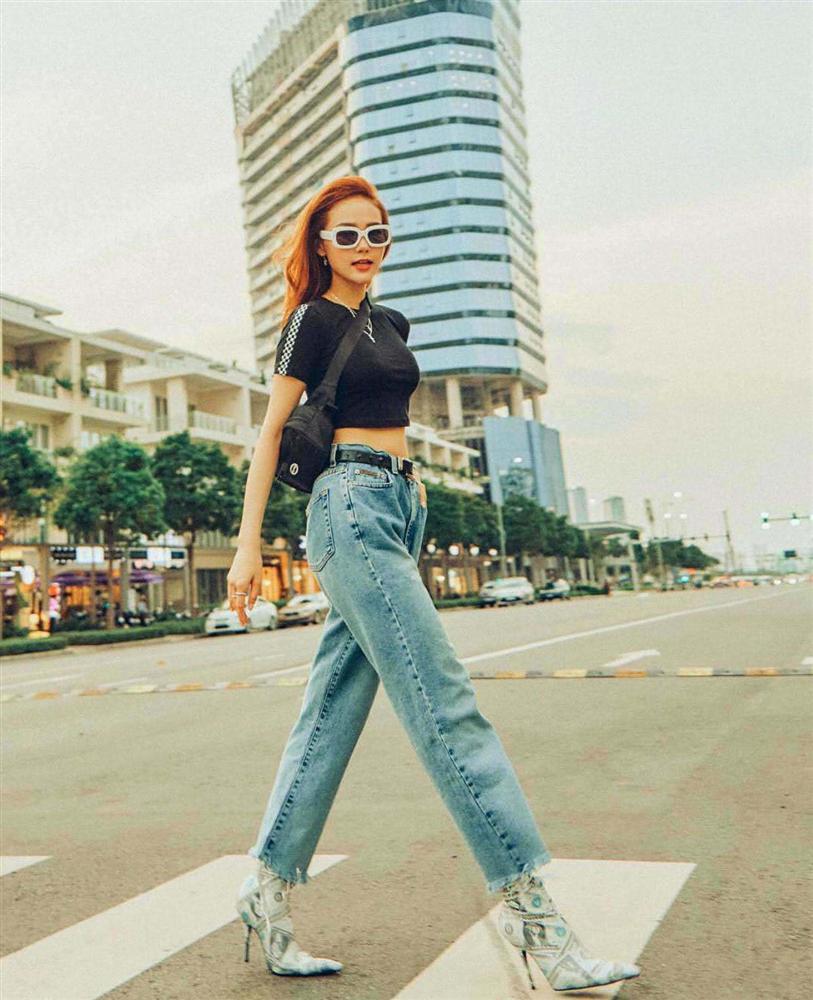 Nữ hoàng croptop của Vbiz gọi tên các mỹ nhân sexy: dù Đông hay Hè đều chăm diện-10