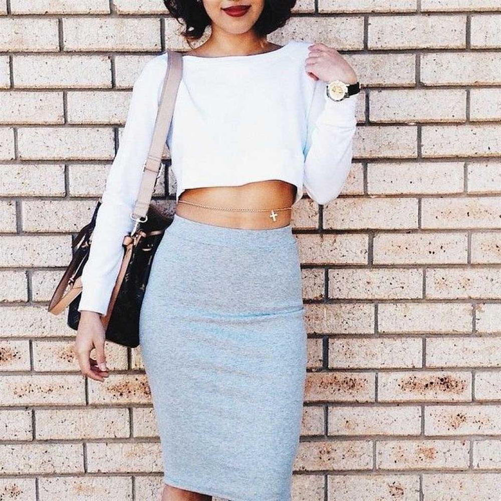 Nữ hoàng croptop của Vbiz gọi tên các mỹ nhân sexy: dù Đông hay Hè đều chăm diện-13