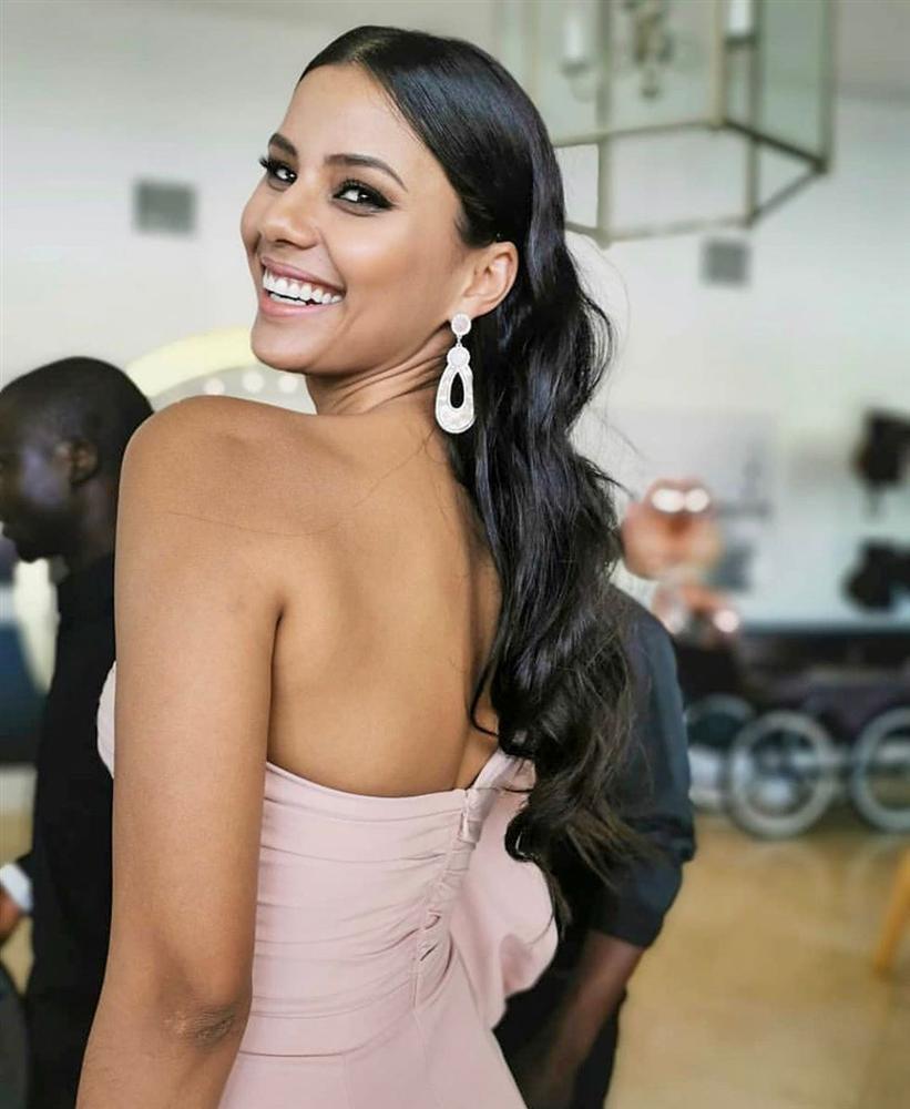 Bản tin Hoa hậu Hoàn vũ 10/11: Hoàng Thùy được tổ chức uy tín nhắm đăng quang Miss Universe-11