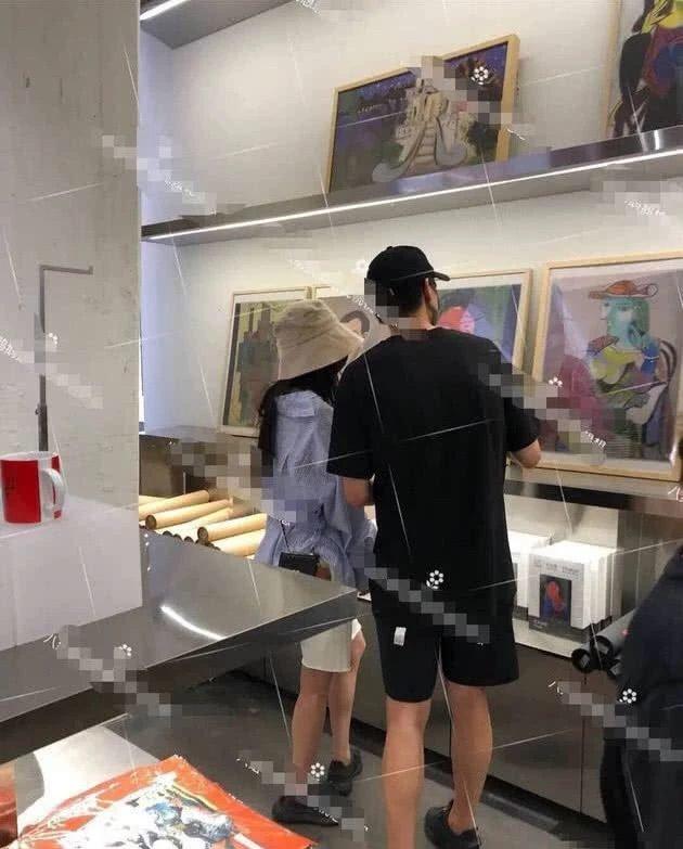 Rộ nghi vấn Dương Mịch cùng Ngụy Đại Huân dọn về nhà sống chung với nhau?-2