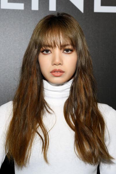 Tua lại hành trình lột xác quá ấn tượng của Lisa: Từ cô bé Thái Lan đen nhẻm đến mỹ nhân đẹp nhất châu Á-12