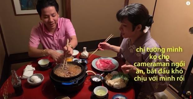 Nhận mưa đá vì coi thường phụ nữ Nhật, Khoa Pug mượn lời CR7 đáp trả: Tôi không biết vì sao họ ghét tôi, có thể do tôi giàu có và đẹp trai-1