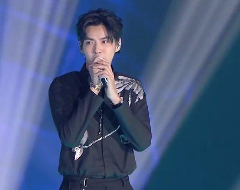 Dung mạo Tiêu Chiến, Vương Nhất Bác cùng dàn mỹ nhân Hoa ngữ bị dìm thê thảm-11