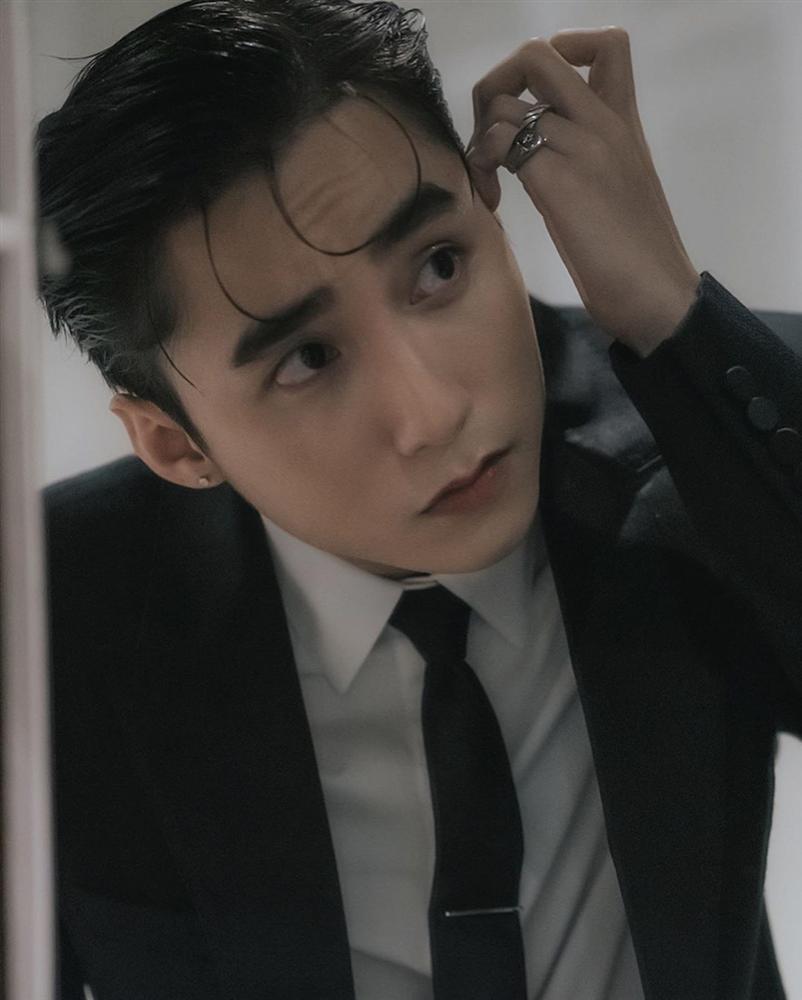 Gương mặt Sơn Tùng M-TP xuất sắc tới cỡ nào mà lọt top 100 chàng trai đẹp nhất Châu Á?-1